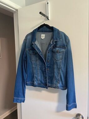 Kensie Cropped Denim Jacket for Women, Size Large